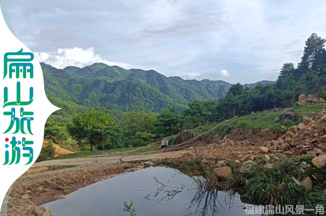 閩西鄉(xiāng)間小路風景一角